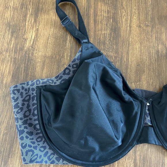 Olga No Side Effects Unlined Underwire Bra Black Leopard Animal Print Size 44D - Picture 4 of 9